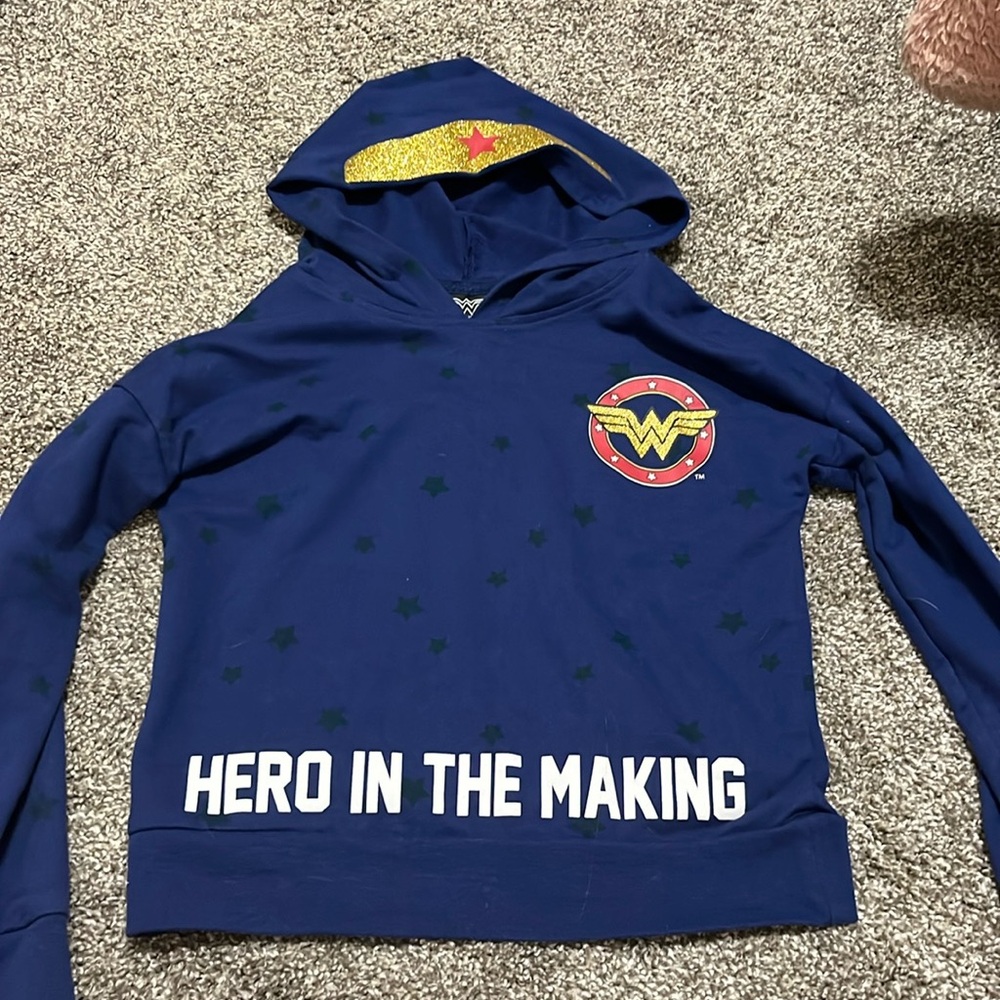 Girls Wonder Woman sweatshirt